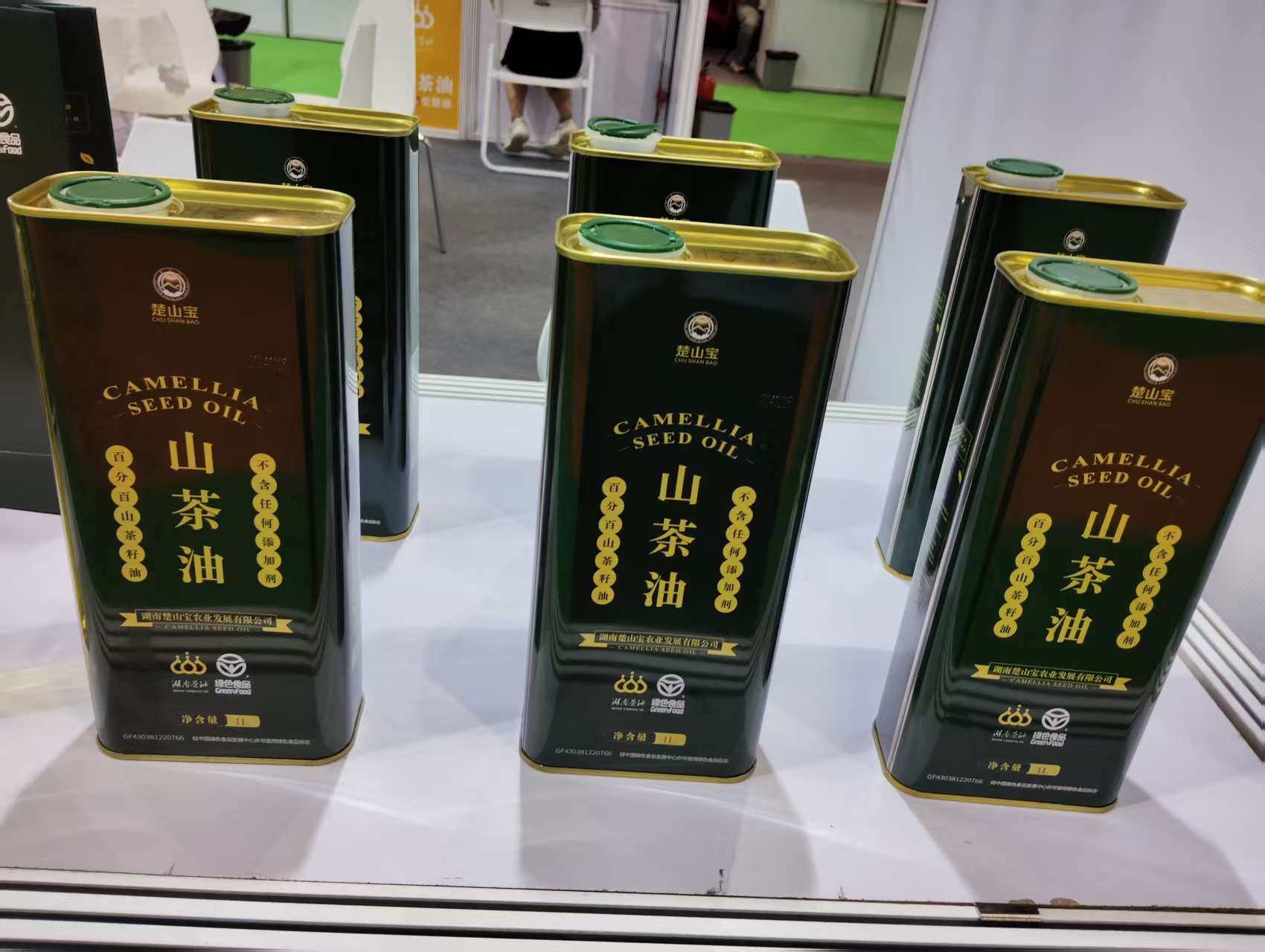 马口铁罐避光：为山茶油撑起一把防护之伞